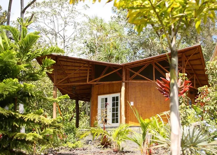 Kalani Oceanside Retreat