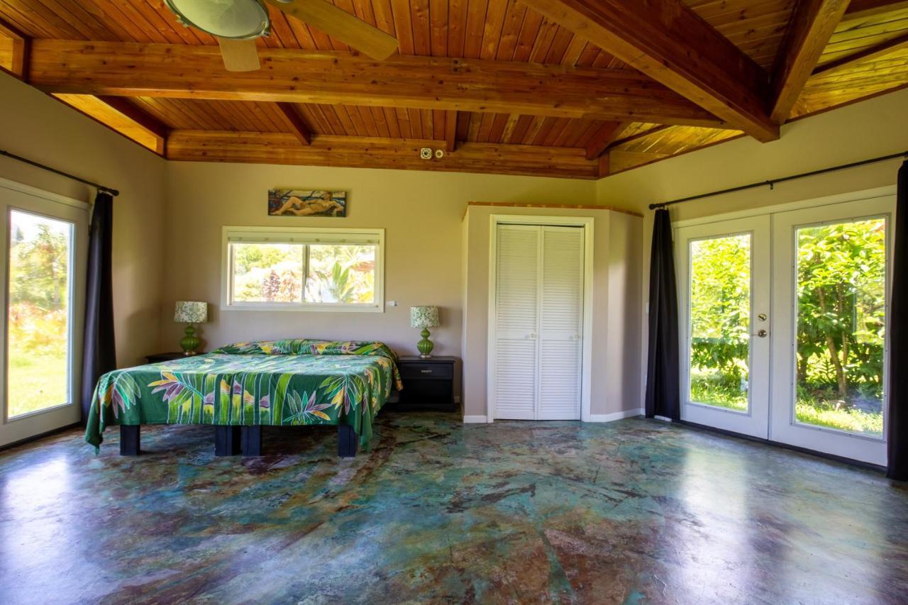Kalani Oceanside Retreat *